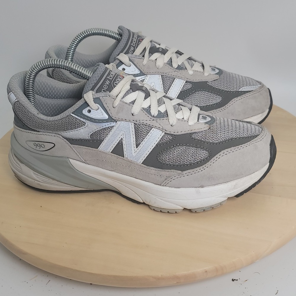 New Balance 990v6 Sneakers  Men 6.5 Women Size 8